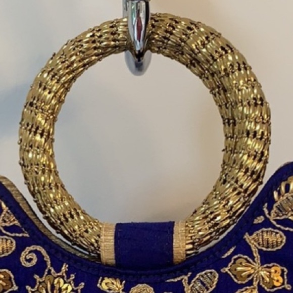 👜 Zilleria Blue & Gold Embroidered Handbag – NWOT ✨ - Picture 7 of 7
